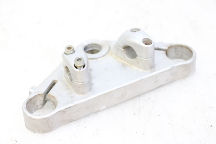 photo de Górna obejma widelca APRILIA CLASSIC 125 (1995 - 2001) - Zbliżenie techniczne