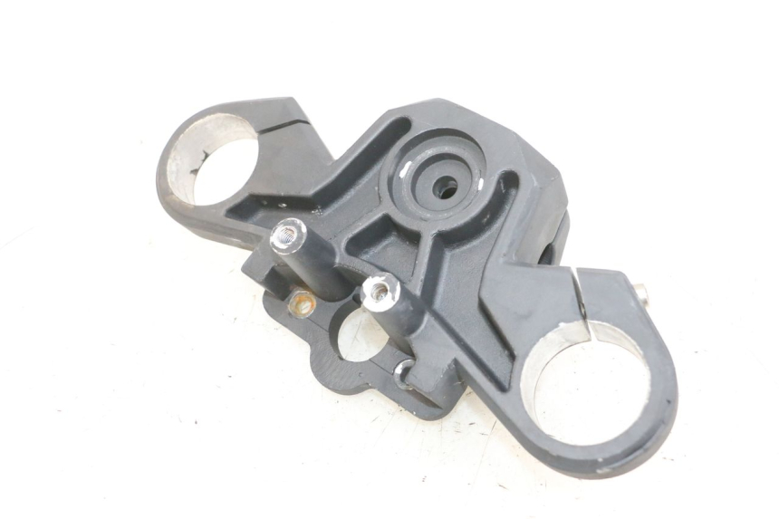 photo de Górna obejma widelca KSR CODE 125 (2018 - 2020) - Zbliżenie techniczne