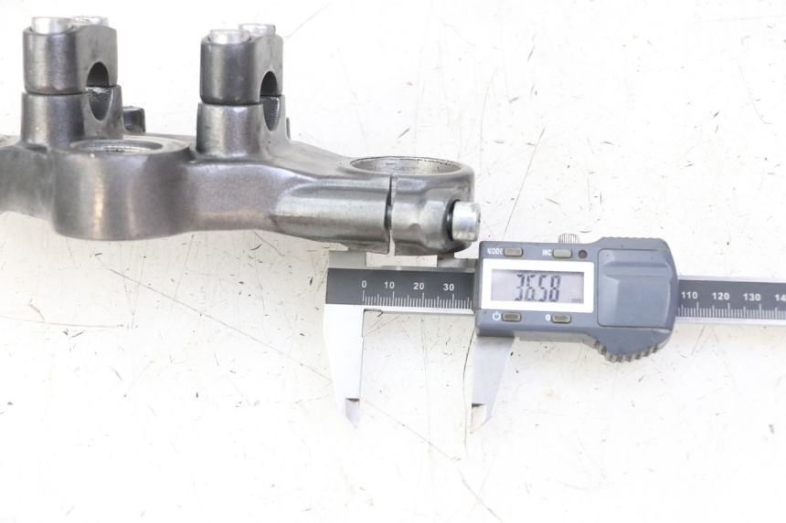 photo de Górna obejma widelca DERBI SENDA R X-TREME 50 (2006 - 2010) - Szczegół części