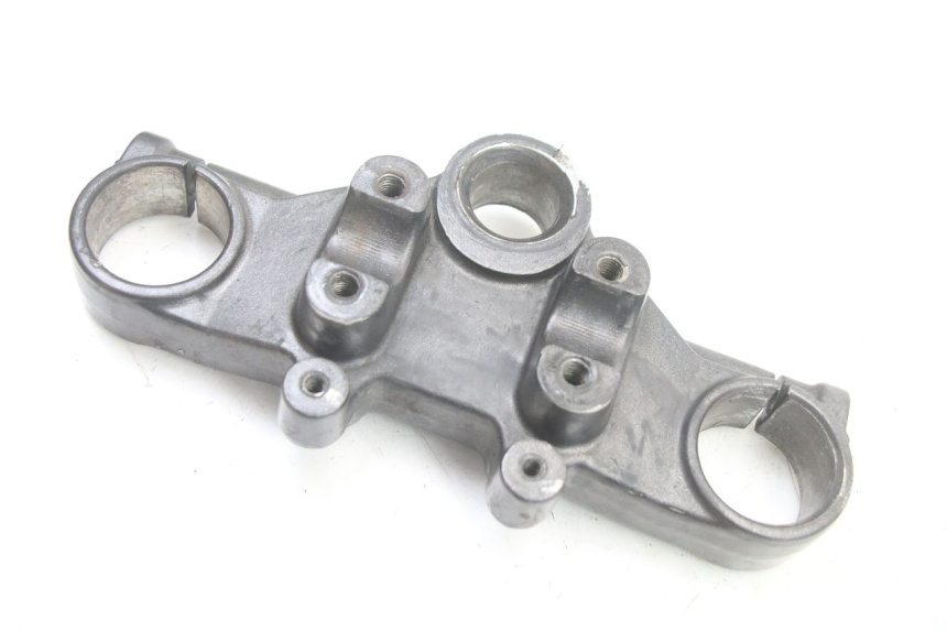 photo de Górna obejma widelca DERBI SENDA SM DRD X-TREME 50 (2011 - 2017) - Zbliżenie techniczne