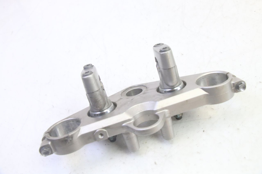 photo de Górna obejma widelca SUZUKI DL V STROM 1000 (2002 - 2007) - Inny kąt widzenia