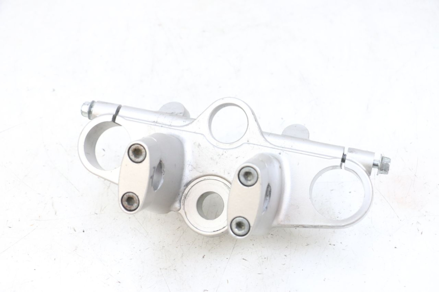 photo de Górna głowica widelca SUZUKI GSF N BANDIT 600 (1996 - 1999) - Widok główny