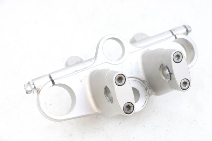 photo de Górna głowica widelca SUZUKI GSF N BANDIT 600 (1996 - 1999) - Stan powierzchni