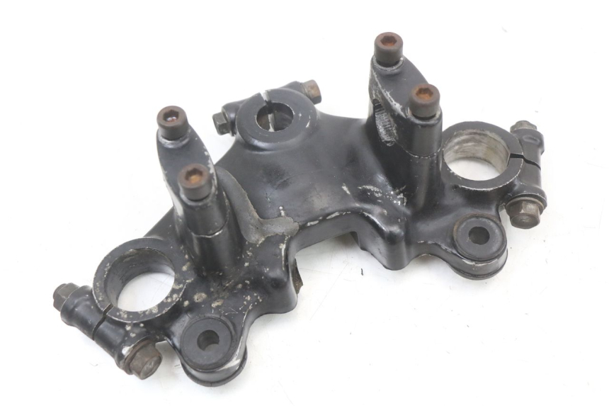 photo de Górna obejma widelca SUZUKI GSX E 250 (1982 - 1983) - Zoom stanu zużycia