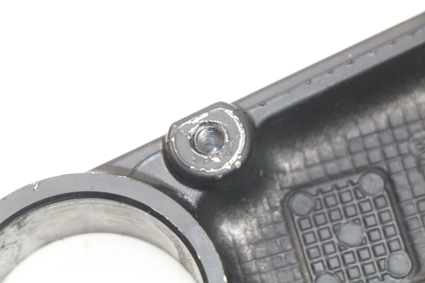 photo de Górna obejma widelca SUZUKI GSX-R GSXR 600 (2001 - 2003) - Inny kąt widzenia