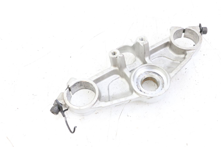 photo de Górna obejma widelca HONDA CBR F 1000 (1993 - 1996) - Inny kąt widzenia