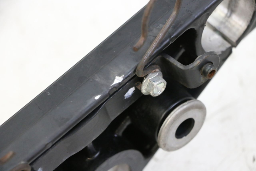 photo de Górna obejma widelca KEEWAY K-LIGHT KLIGHT 125 (2018 - 2025) - Zoom stanu zużycia