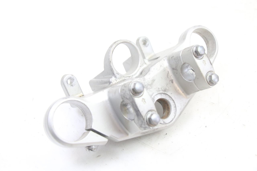 photo de Górna obejma widelca KAWASAKI ZR7 ZR-7 S 750 (1999 - 2004) - Zoom stanu zużycia