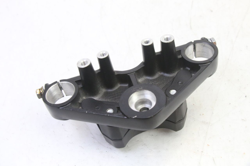 photo de Górna obejma widelca KIDEN KD125-G 125 (2018 - 2022) - Widok ogólny