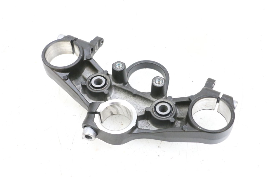 photo de Górna głowica widelca YAMAHA MT-07 MT07 ABS 700 (2018 - 2020) - Zoom stanu zużycia