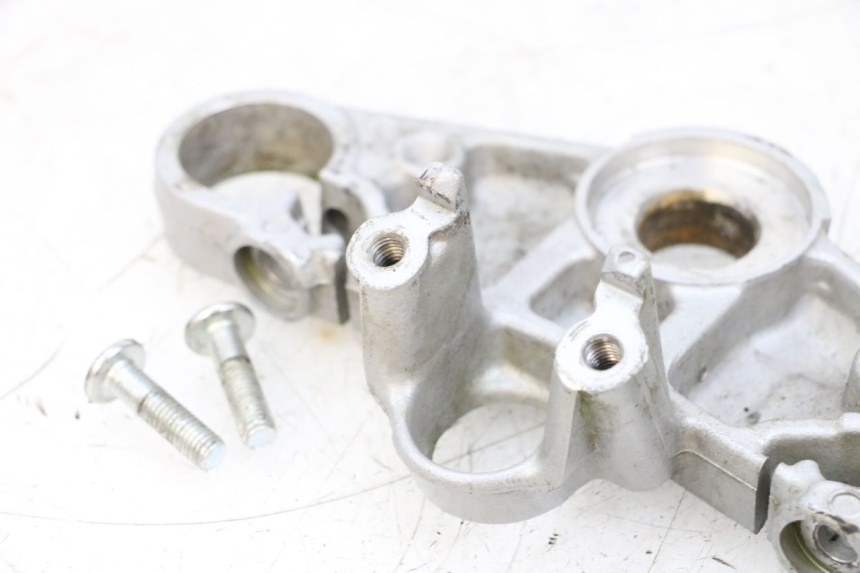 photo de Górna obejma widelca HONDA NSR R 125 (1994 - 2003) - Zbliżenie techniczne