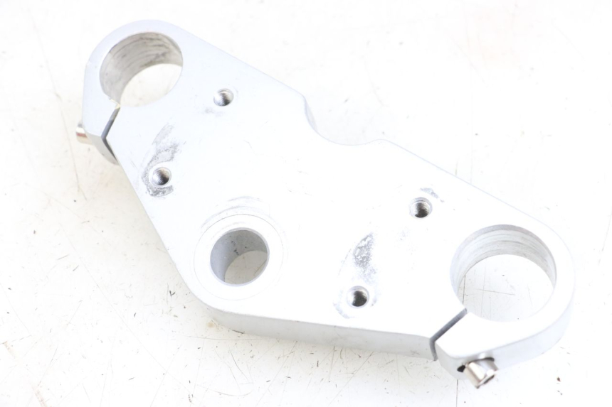 photo de Górna obejma widelca ASTOR ORCAL 125 (2015 - 2017) - Inny kąt widzenia