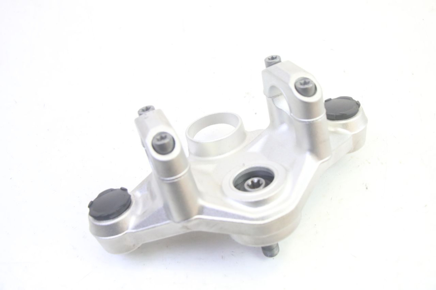 photo de Górna obejma widelca BMW R GS 1250 (2021 - 2024) - Zoom stanu zużycia