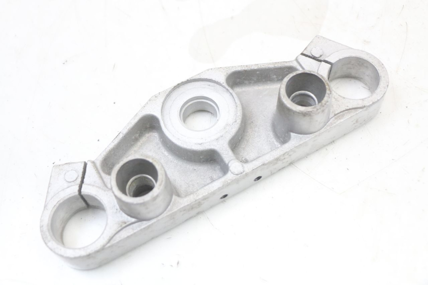 photo de Górna obejma widelca REGAL RAPTOR RAXTER 2 125 (2007 - 2015) - Zbliżenie techniczne