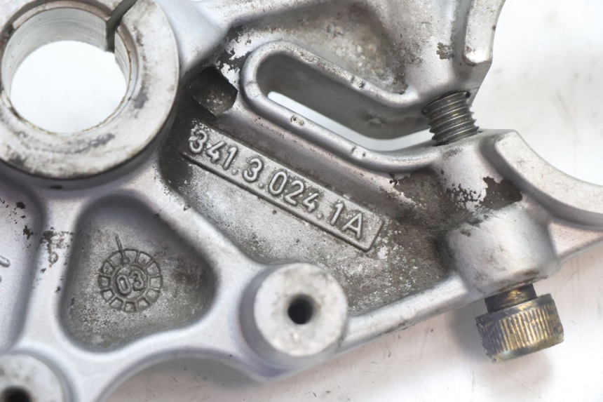 photo de Górna obejma widelca DUCATI SS IE DS CARENEE 1000 (2002 - 2006) - Zbliżenie techniczne