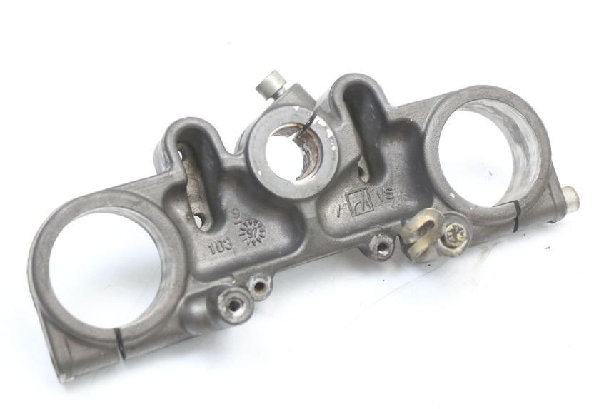 photo de Górna obejma widelca CAGIVA SUPER CITY 125 (1992 - 1997) - Zoom stanu zużycia