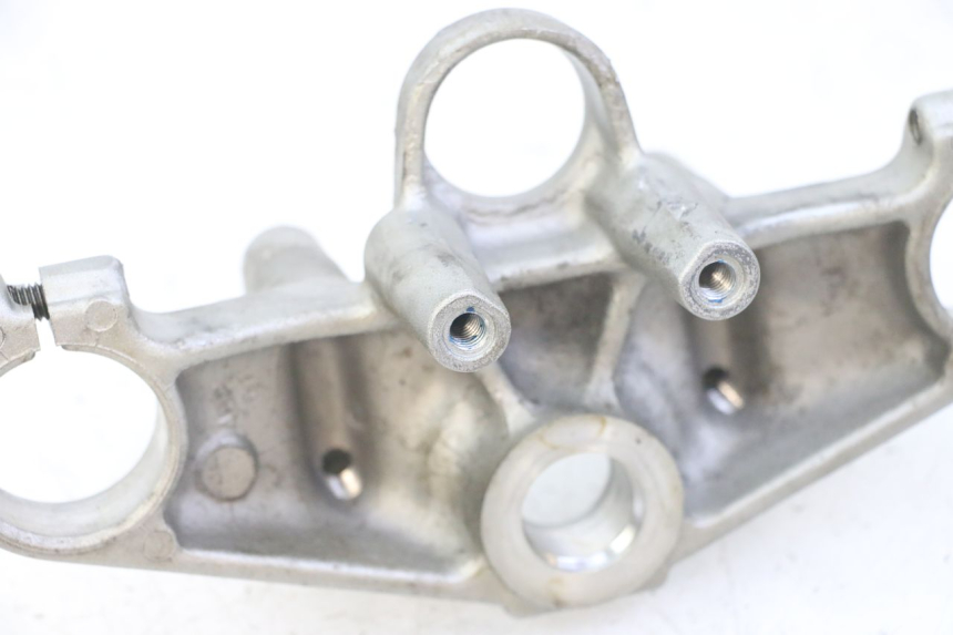 photo de Górna obejma widelca YAMAHA TDR DELTABOX 125 (1997 - 2003) - Punkty mocowania