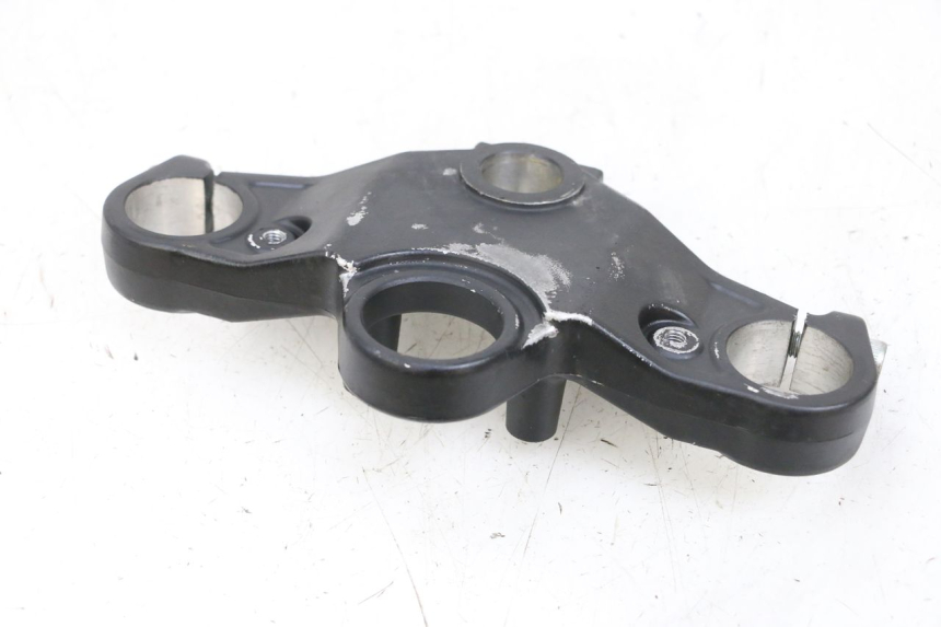 photo de Górna obejma widelca YAMAHA TZR 50 (2008 - 2016) - Zbliżenie techniczne