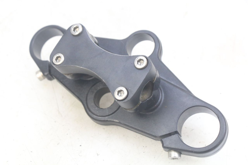 photo de Górna obejma widelca MOTRAC URBAN 4T 50 (2016 - 2024) - Zbliżenie techniczne