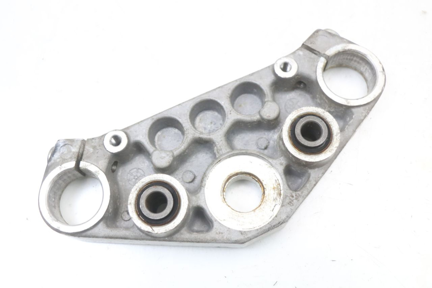 photo de Górna obejma widelca DAELIM VL DAYSTAR 125 (2000 - 2011) - Inny kąt widzenia