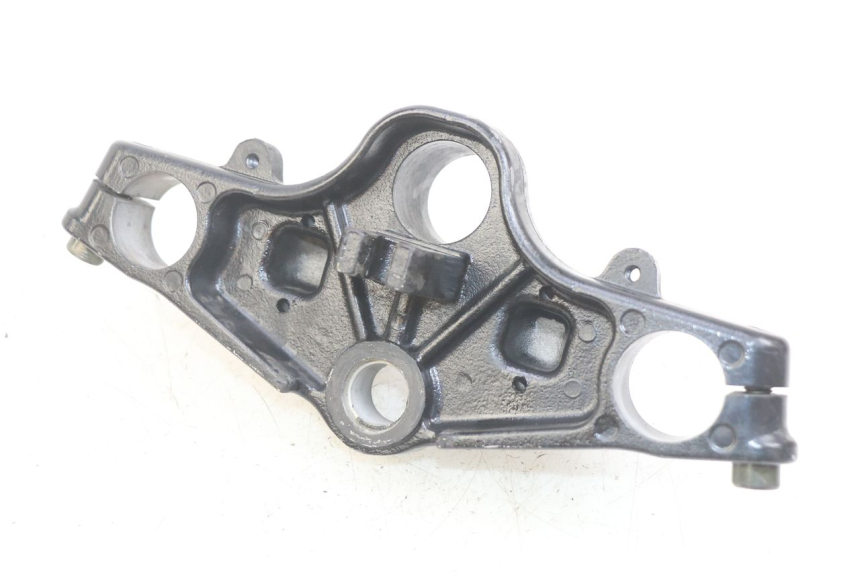 photo de Górna obejma widelca SYM WOLF SB 125 (2011 - 2018) - Zbliżenie techniczne