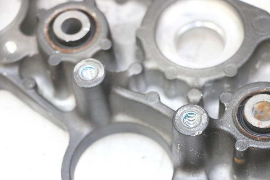 photo de Górna obejma widelca YAMAHA XJ6 ABS 600 (2008 - 2016) - Stan powierzchni