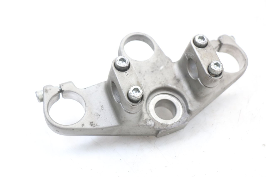 photo de Górna obejma widelca YAMAHA XJ600 XJ DIVERSION 600 (1992 - 1997) - Inny kąt widzenia