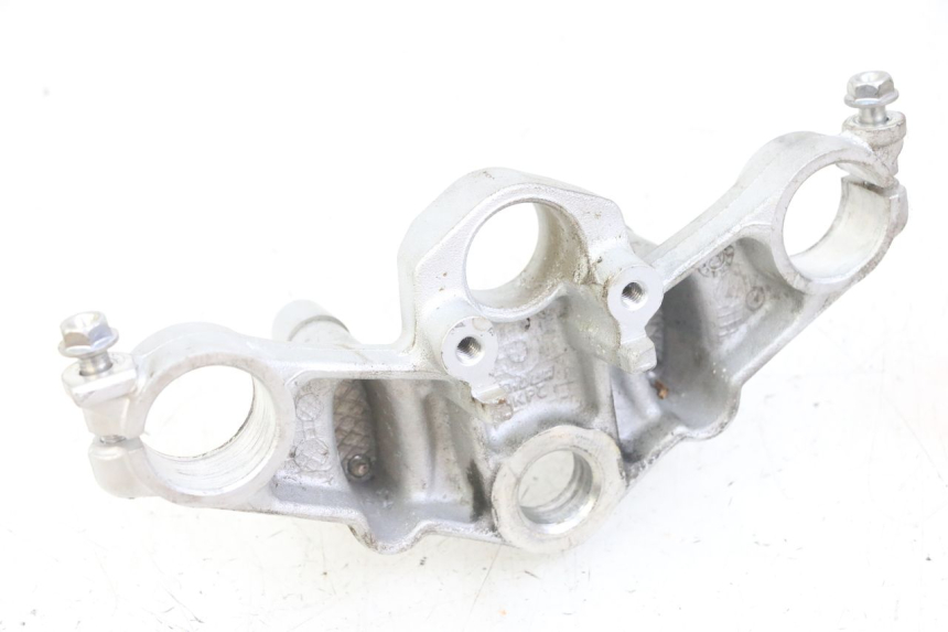 photo de Górna głowica widelca HONDA XLV VARADERO 125 (2000 - 2006) - Widok ogólny