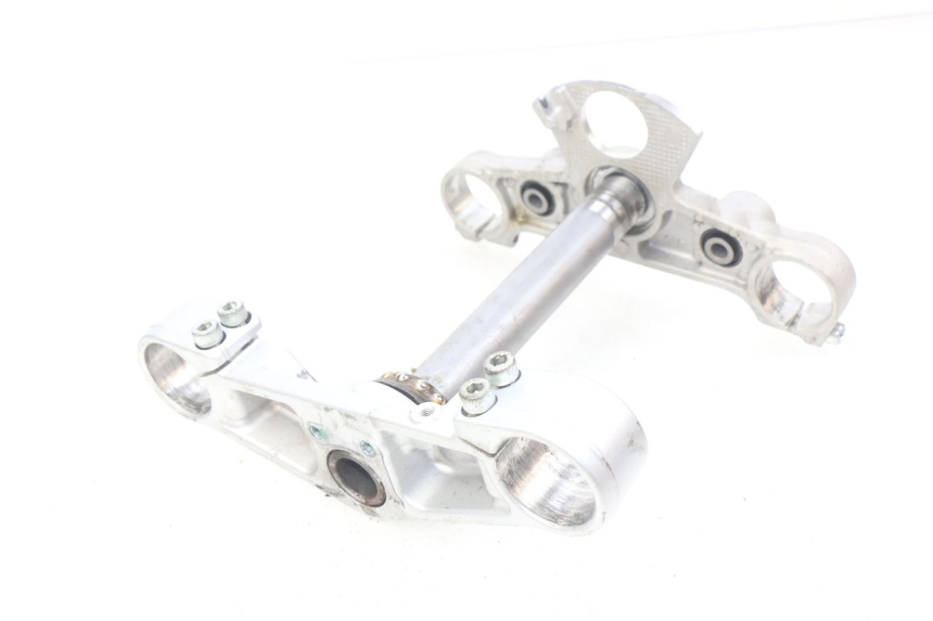 photo de Górna obejma widelca YAMAHA XP T-MAX TMAX ABS 530 (2012 - 2015) - Oznaczenia i referencje