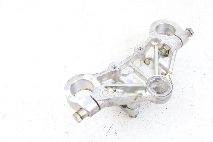 photo de Górna obejma widelca PEUGEOT XP6 50 (1997 - 2003) - Zbliżenie techniczne