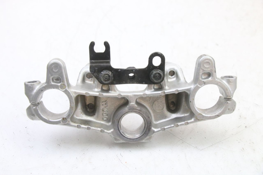 photo de Górna obejma widelca YAMAHA TTR 125 (2000 - 2020) - Punkty mocowania