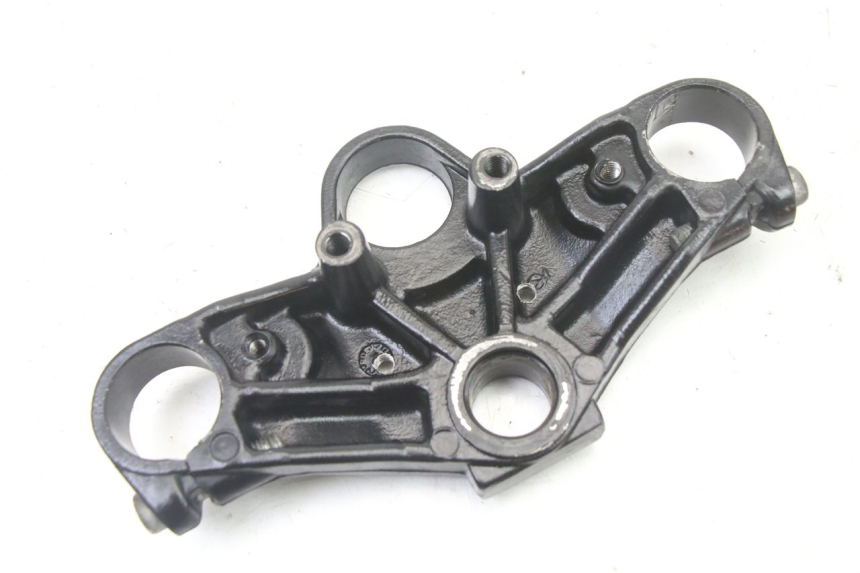 photo de Górna obejma widelca YAMAHA TZR 50 (2008 - 2016) - Zbliżenie techniczne