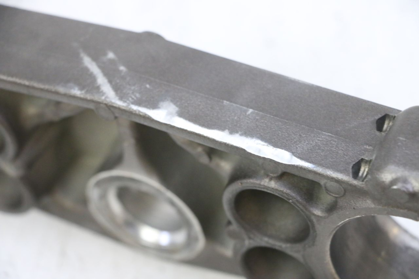 photo de Górna obejma widelca YAMAHA YZ-F YZF 250 (2014 - 2018) - Inny kąt widzenia