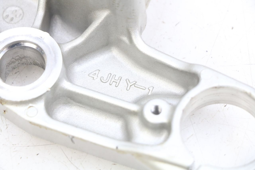 photo de Górna obejma widelca YAMAHA YZF R THUNDERCAT 600 (1996 - 2003) - Zoom stanu zużycia