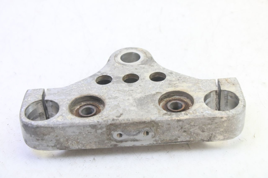 photo de Górna obejma widelca KYMCO ZING 125 (1997 - 2003) - Inny kąt widzenia