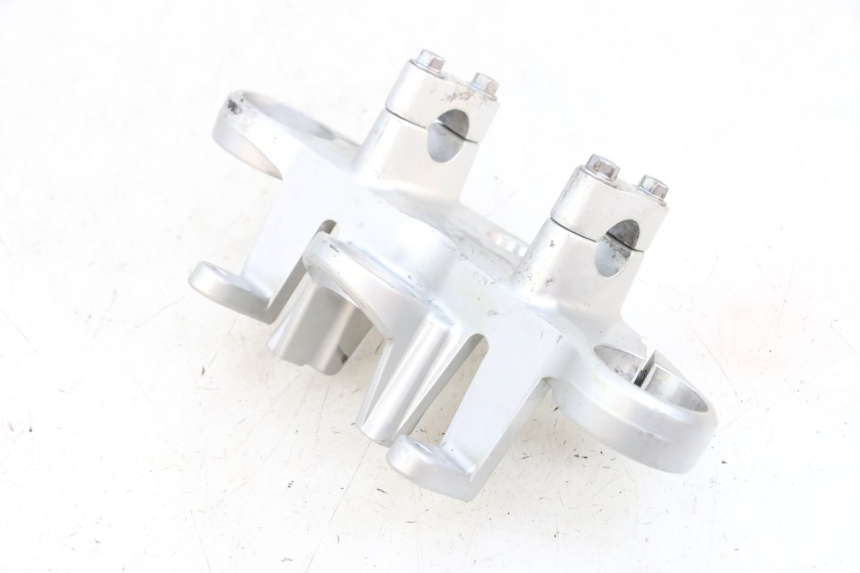 photo de Górna obejma widelca KAWASAKI ZR 7 750 (1999 - 2004) - Punkty mocowania