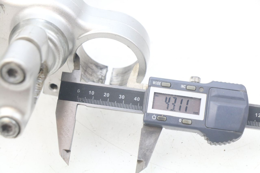 photo de TRÓJNIK WIDEŁEK SUZUKI XF FREEWIND 650 (1997 - 2003) - Inny kąt widzenia