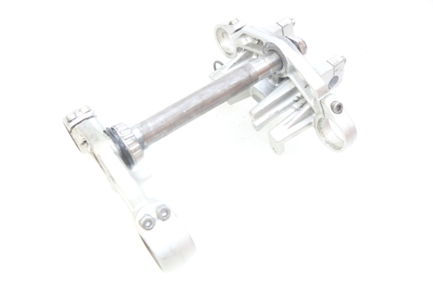 photo de TRÓJNIK WIDEŁEK KAWASAKI ZR7 ZR-7 S 750 (1999 - 2004) - Punkty mocowania