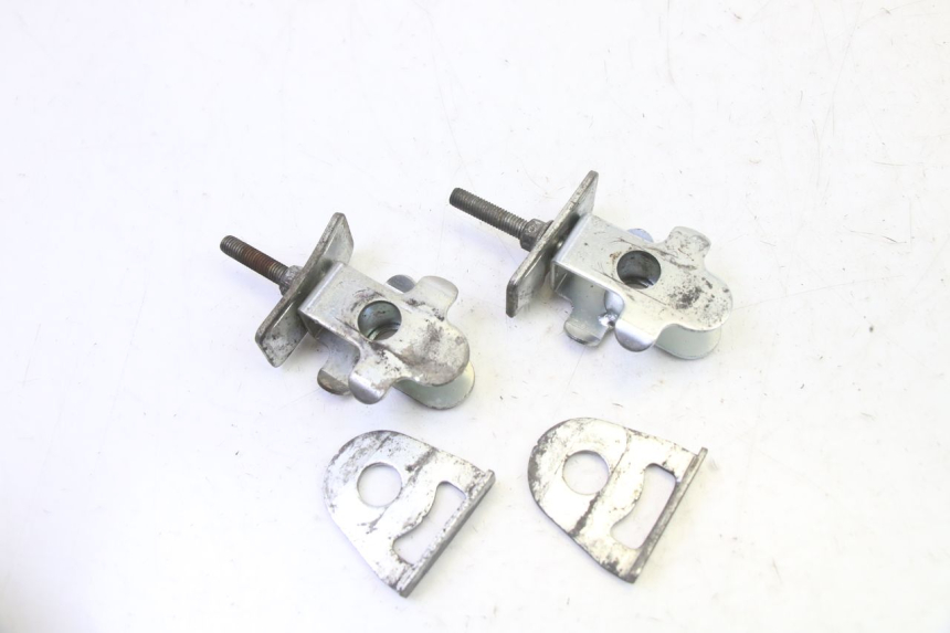 photo de NAPINACZ ŁAŃCUCHA HYOSUNG GV AQUILA 125 (2000 - 2009) - Widok główny