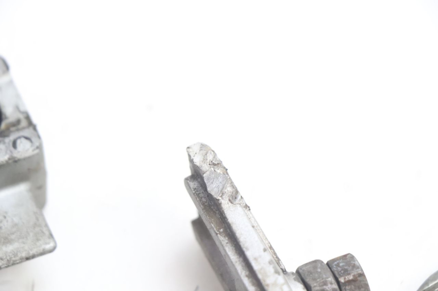 photo de NAPINACZ ŁAŃCUCHA HONDA CB F HORNET 600 (2005 - 2006) - Zbliżenie techniczne