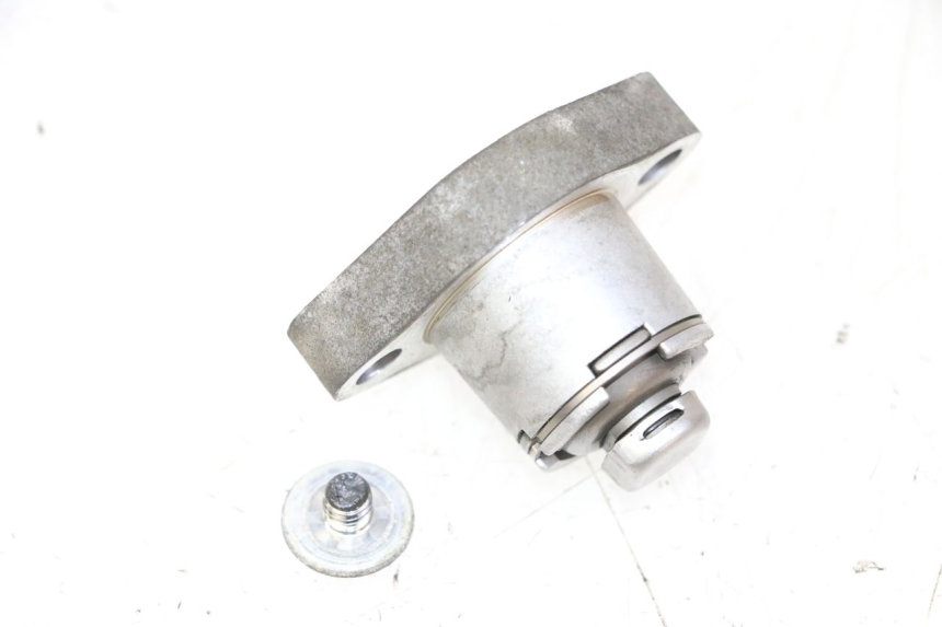 photo de NAPINACZ ŁAŃCUCHA ROZRZĄDU HONDA FES S-WING SWING ABS 125 (2007 - 2015) - Szczegół części