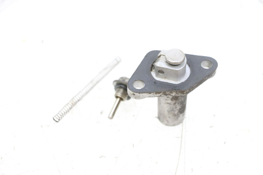 photo de NAPINACZ ŁAŃCUCHA ROZRZĄDU YAMAHA NEOS NEO'S 4T 50 (2008 - 2016) - Zbliżenie techniczne