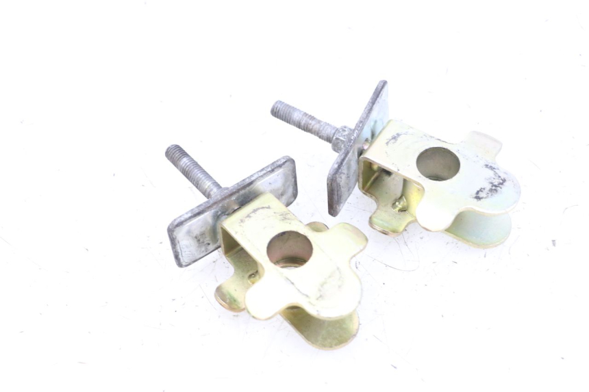 photo de NAPINACZ ŁAŃCUCHA HYOSUNG GTR 125 (2006 - 2008) - Zbliżenie techniczne