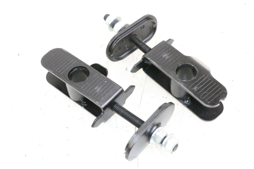 photo de NAPINACZ ŁAŃCUCHA ROYAL ENFIELD CONTINENTAL GT 650 (2019 - 2024) - Szczegół części