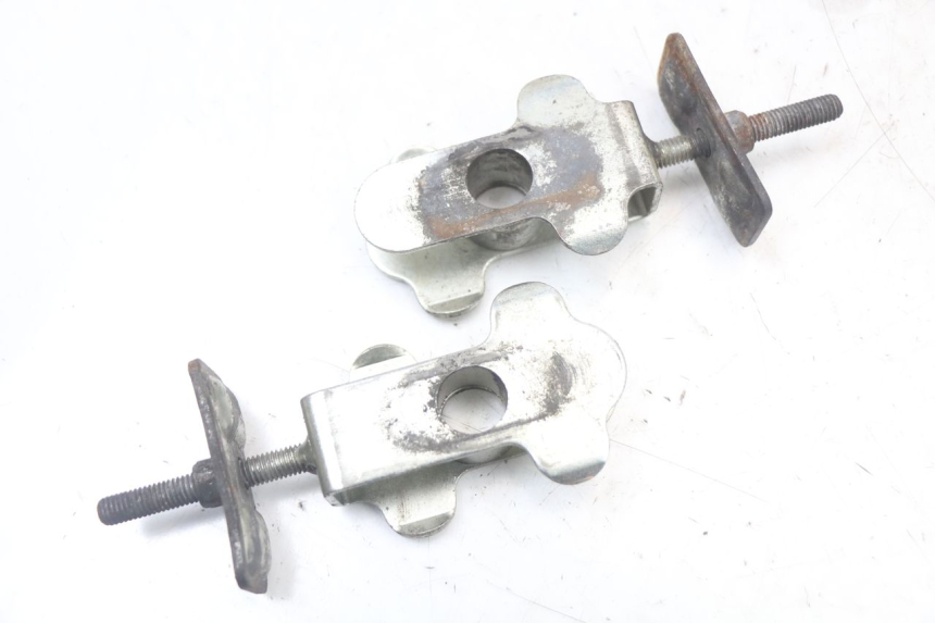 photo de NAPINACZ ŁAŃCUCHA SUZUKI GS F 500 (2004 - 2007) - Szczegół części