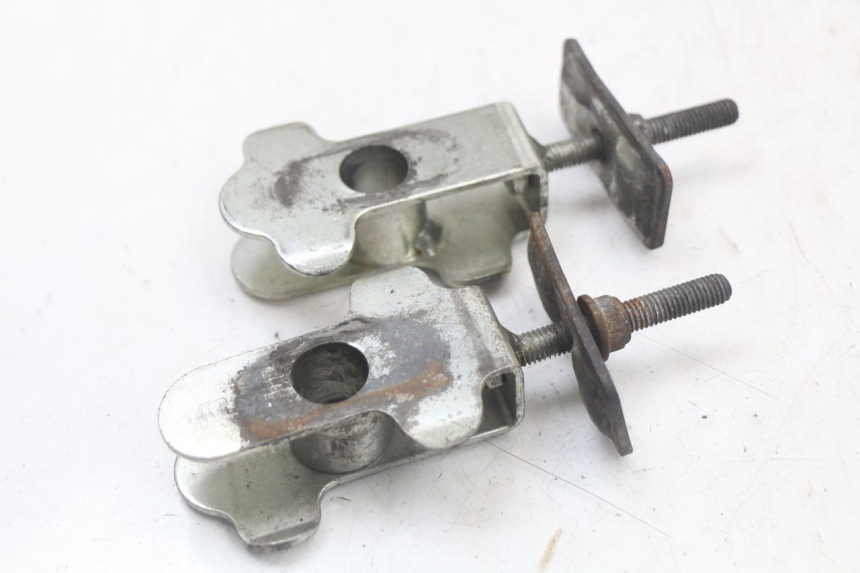 photo de NAPINACZ ŁAŃCUCHA SUZUKI GS F 500 (2004 - 2007) - Inny kąt widzenia