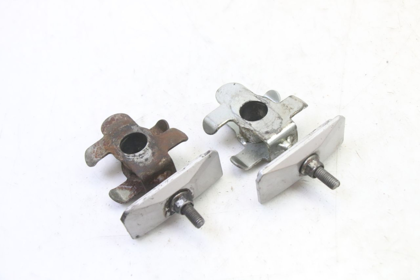 photo de NAPINACZ ŁAŃCUCHA SUZUKI SV S 650 (2003 - 2009) - Zbliżenie techniczne