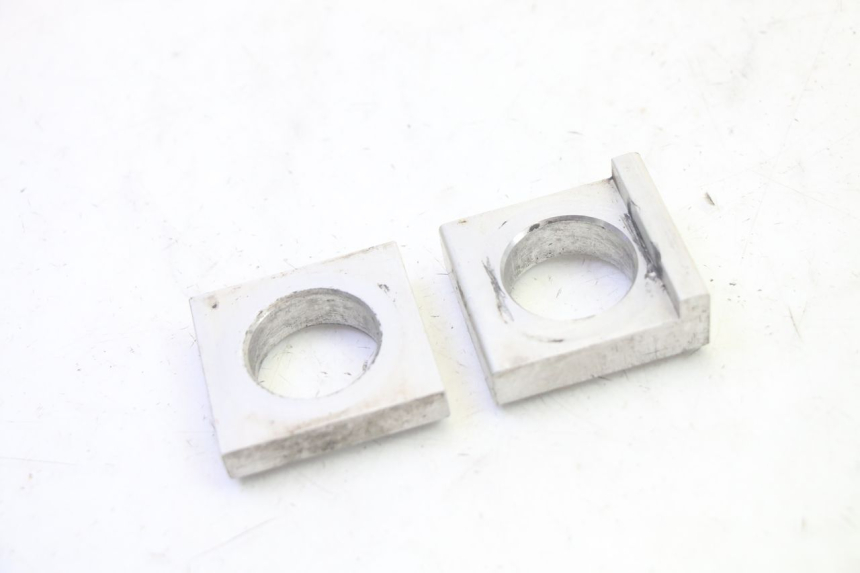 photo de NAPINACZ ŁAŃCUCHA YAMAHA TDM ABS 900 (2002 - 2014) - Szczegół części