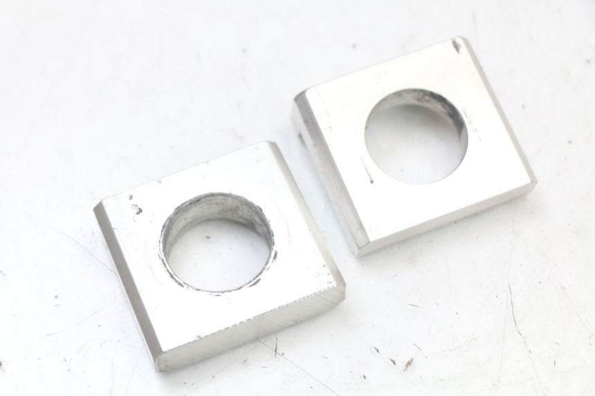 photo de NAPINACZ ŁAŃCUCHA YAMAHA FZ1 FAZER 1000 (2007 - 2009) - Inny kąt widzenia