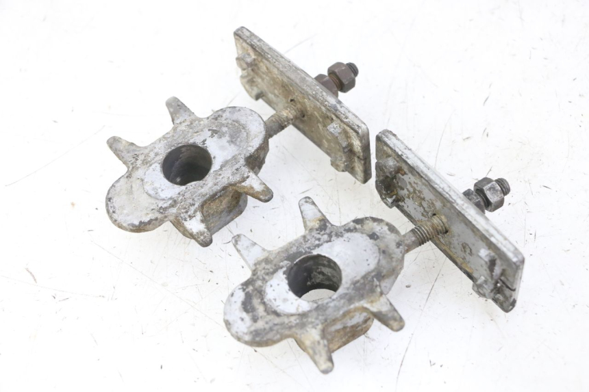 photo de NAPINACZ ŁAŃCUCHA YAMAHA FZS FAZER 600 (2001 - 2003) - Zbliżenie techniczne